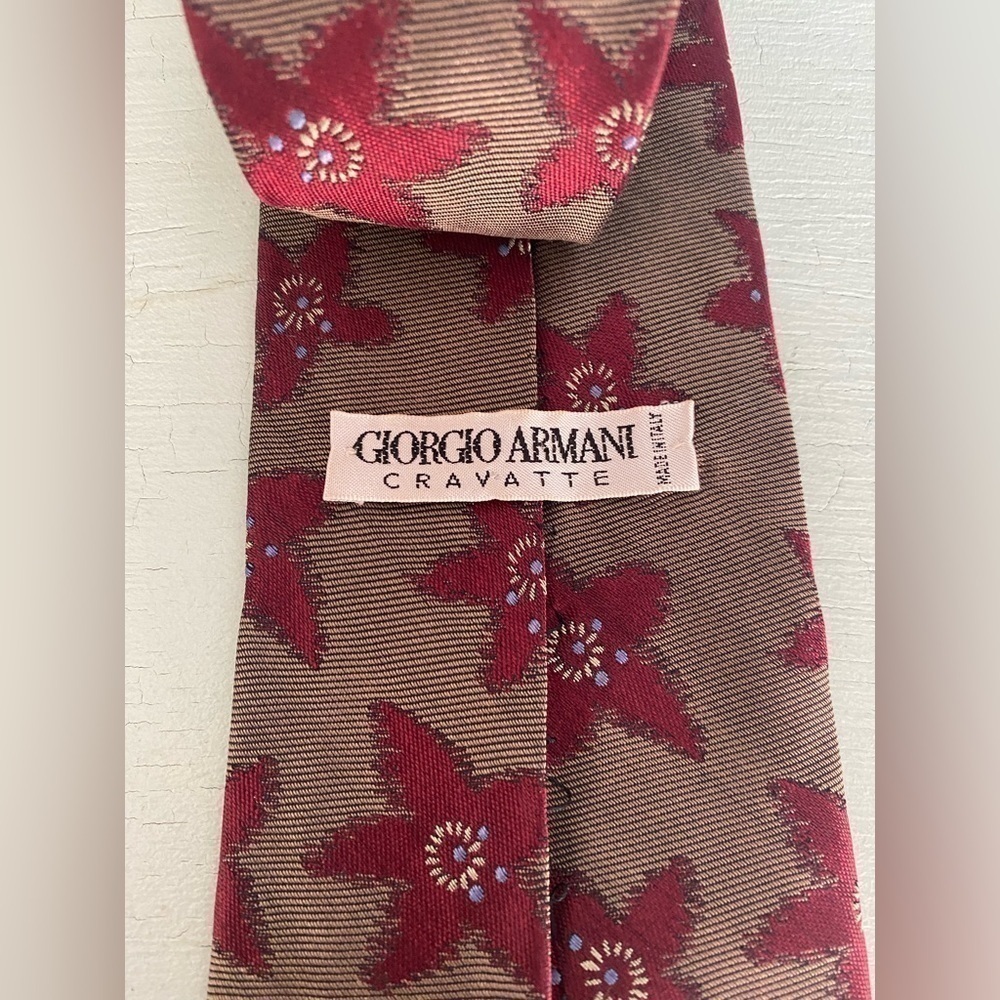 Armani tie - Picture 5 of 6